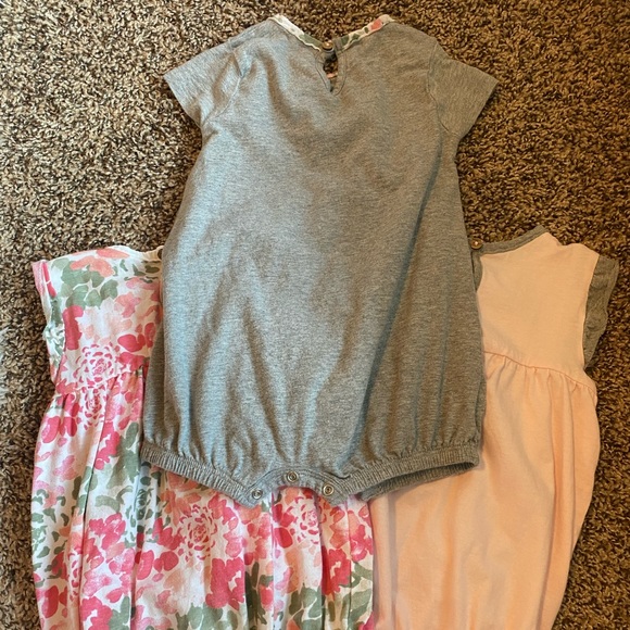 Burts bees 24mo rompers - Picture 3 of 3